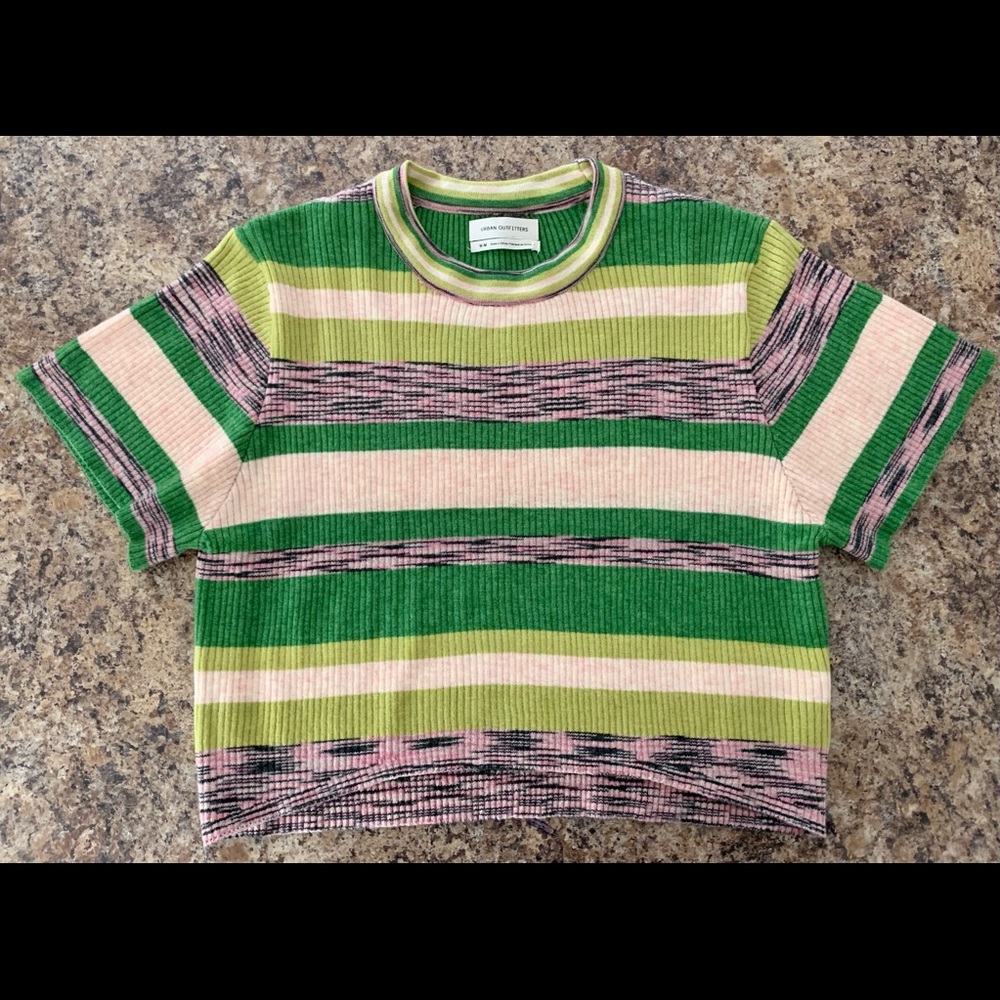 NWOT Urban Outfitters knit crop top M Super soft ! Never worn! - Picture 4 of 5